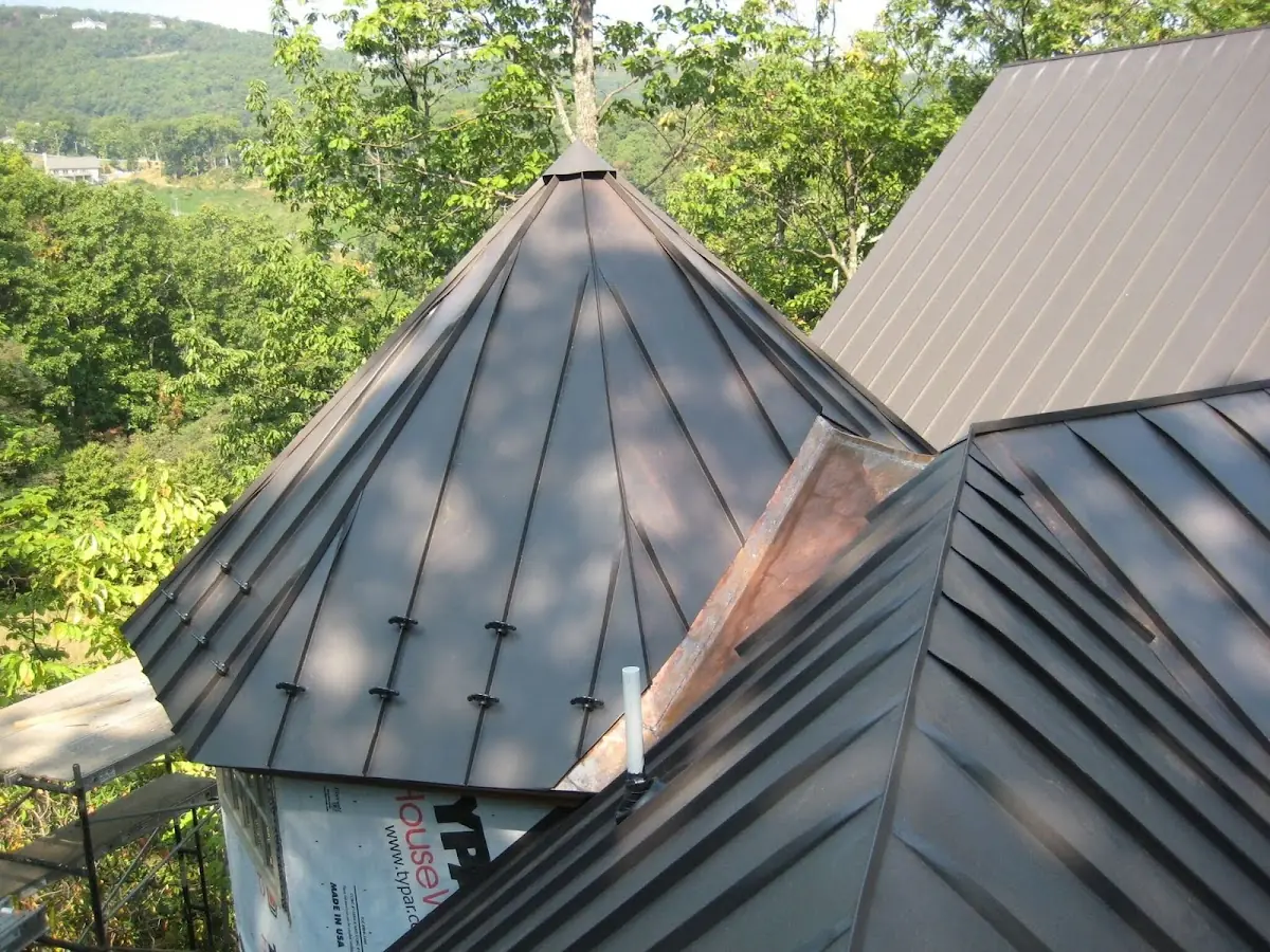 Professional Roof Tarp Installation by Craftsman Roofing in Baileys Corner